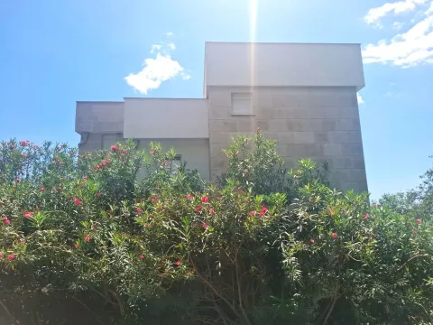 Sale, house, 380m², Perazića do, Budva - image 4