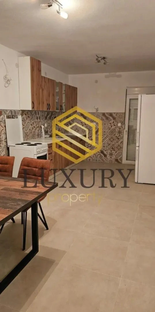 Rent, house, 140m², Cijevna, Podgorica