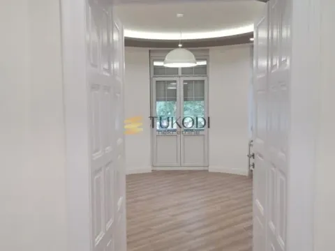 Rent, office space, 130m², Vračar Hram, Vračar Sve Podlokacije - image 4