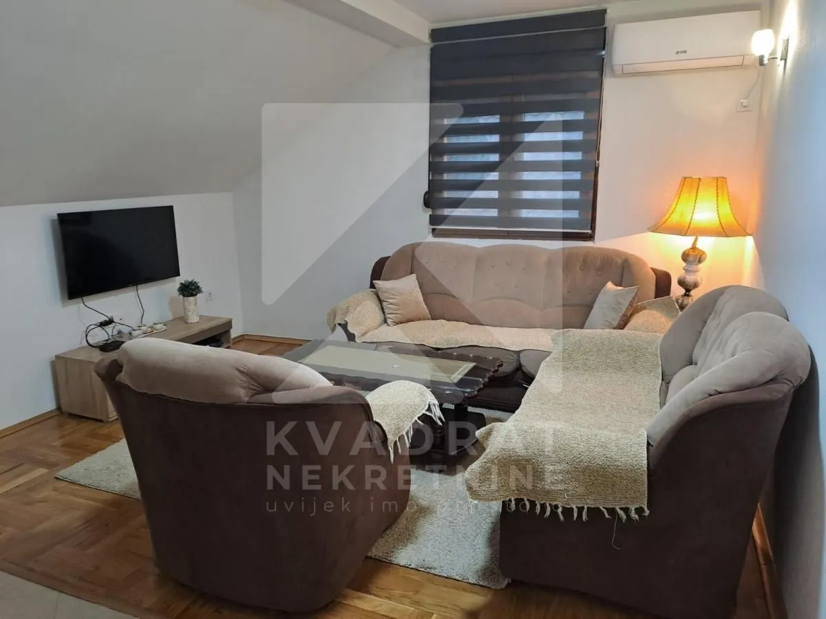 Izdavanje, jednosoban stan, 42m², Zelenika, Podgorica