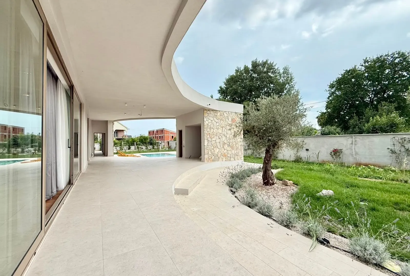 Prodaja, kuća, 296m², Begovina, Danilovgrad
