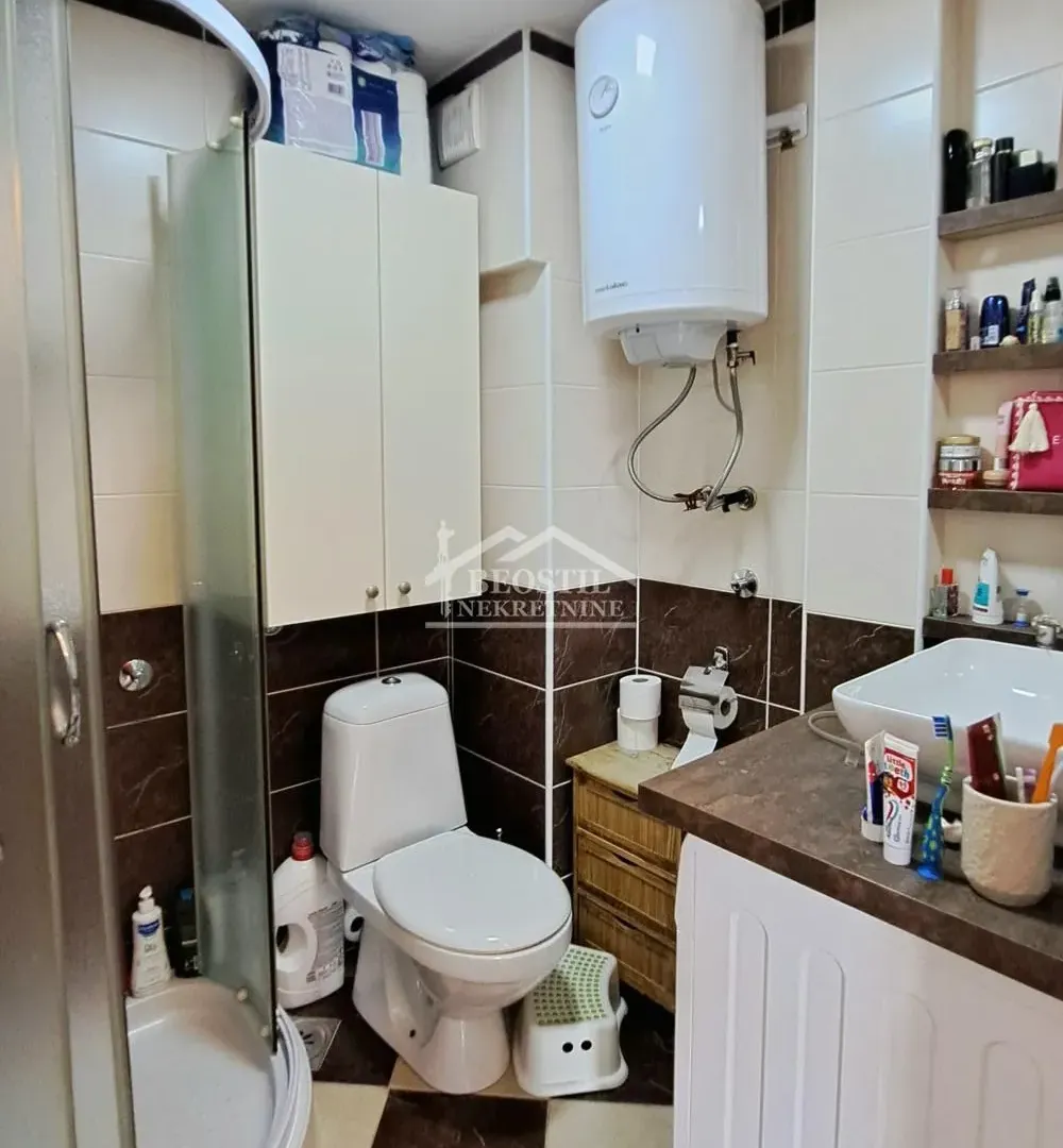 Sale, three bedroom apartment, 60m², Zvezdarska Šuma, Zvezdara Sve Podlokacije