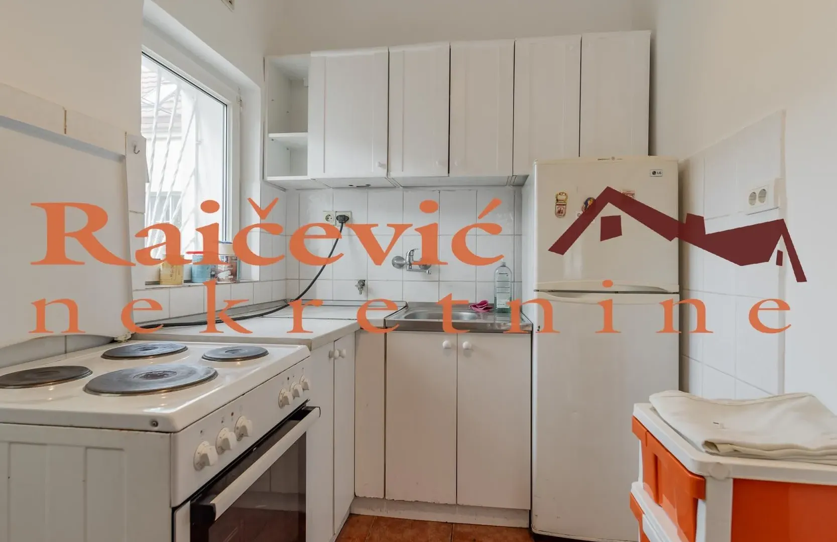 Rent, two bedroom apartment, 50m², Lipov Lad, Zvezdara Sve Podlokacije