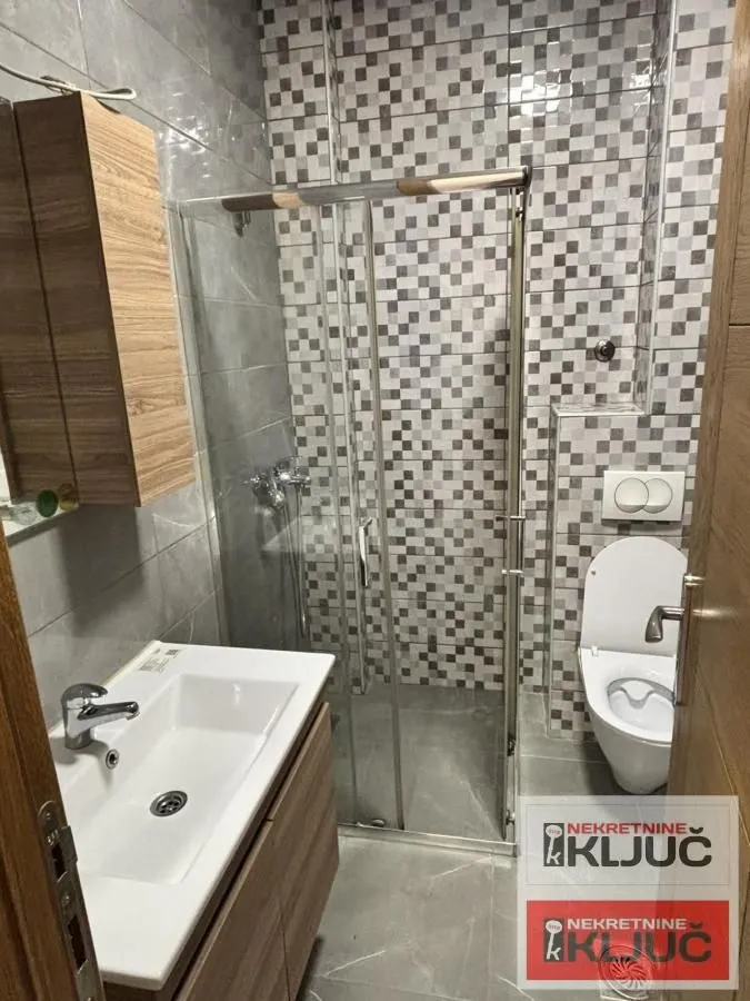 Izdavanje, garsonjera, 24m², Adice, Novi Sad Sve Podlokacije