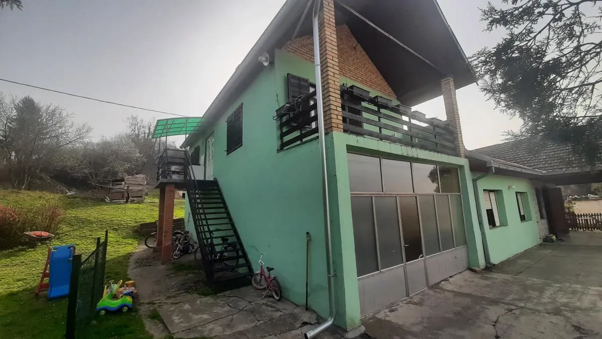 Sale, house, 500m², Beočin, Srbija