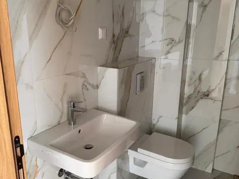 Prodaja, jednosoban stan, 47m², Momišići, Podgorica - image 5