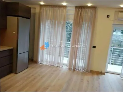 Rent, apartment, 120m², Savski Venac, Beograd - image 5