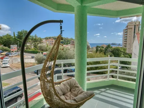 Izdavanje, jednosoban stan, 44m², Petrovac, Budva - image 2