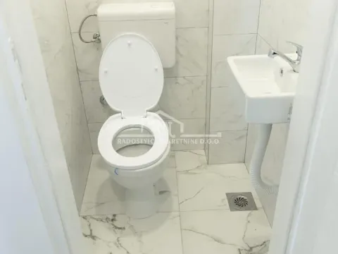 Prodaja, kuća, 247m², Miljakovac, Rakovica - image 14