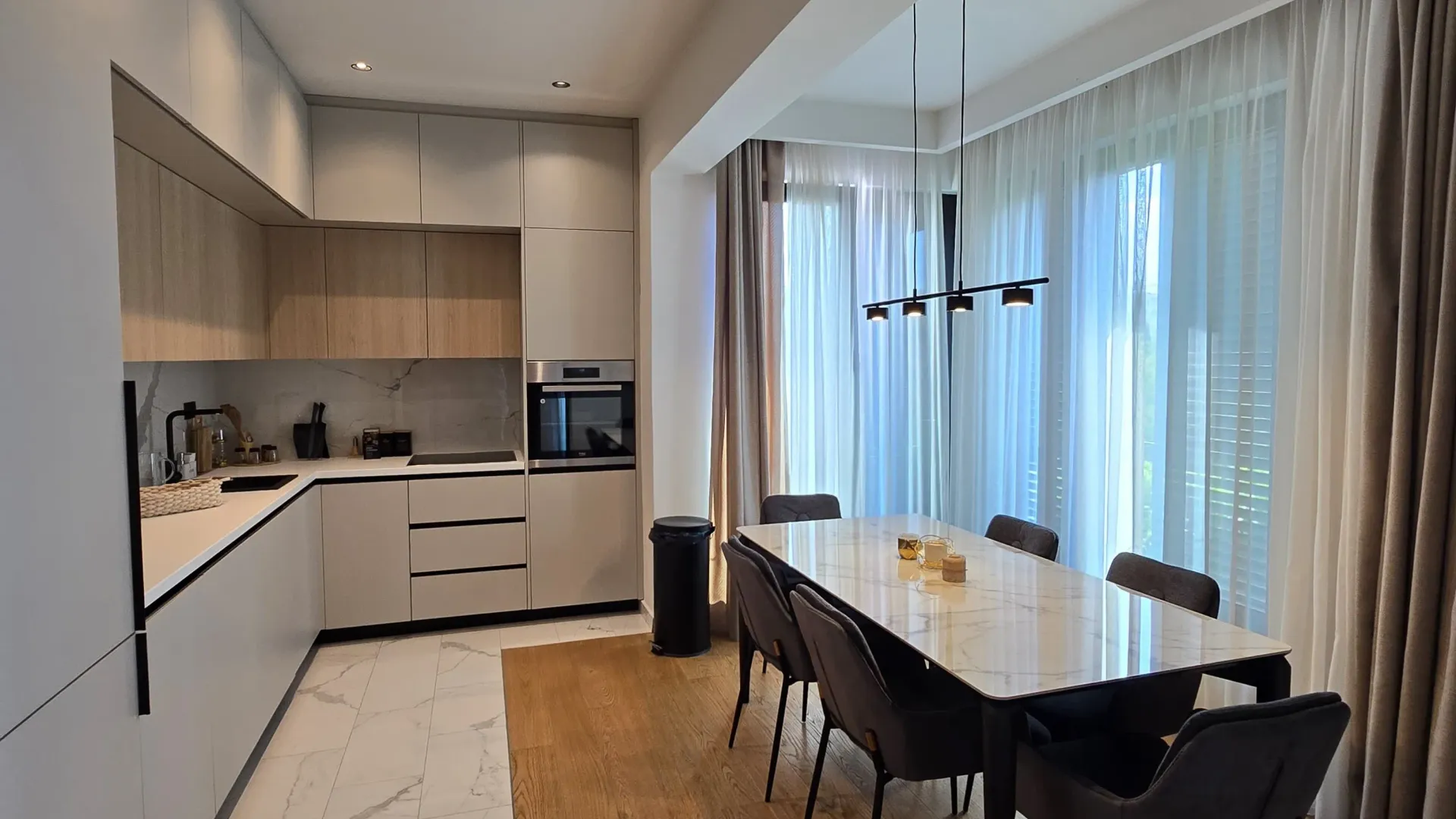 Izdavanje, trosoban stan, 85m², Vezirov Most, Podgorica
