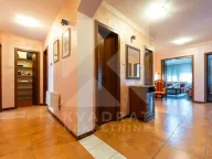 Rent, four bedroom apartment, 170m², Gorica C, Podgorica - image 25