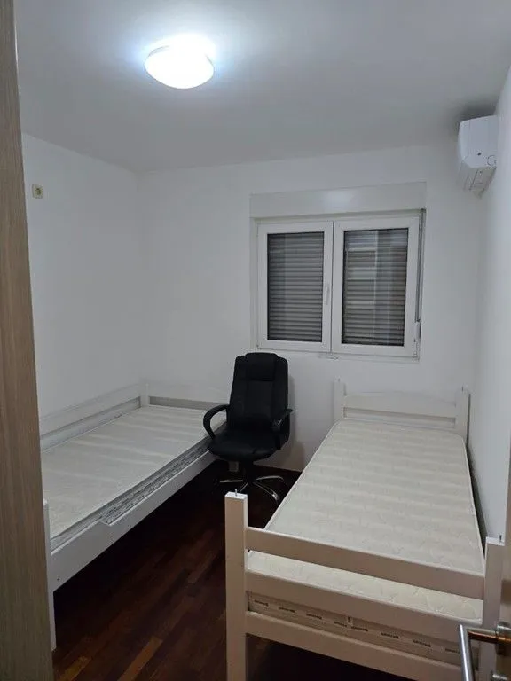 Prodaja, jednosoban stan, 40m², Stari Aerodrom, Podgorica