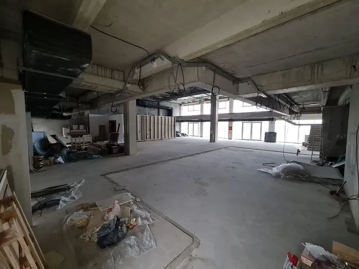 Sale, office space, 1800m², Zemun Sve Podlokacije, Beograd