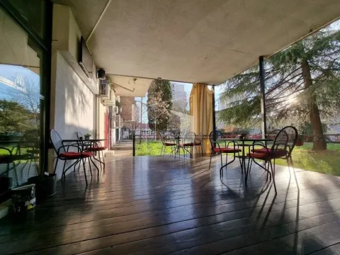 Sale, office space, 351m², Blok 5, Podgorica - image 10