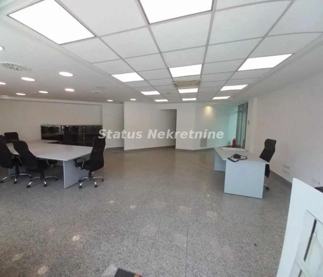 Sale, office space, 90m², Sajmište, Novi Sad