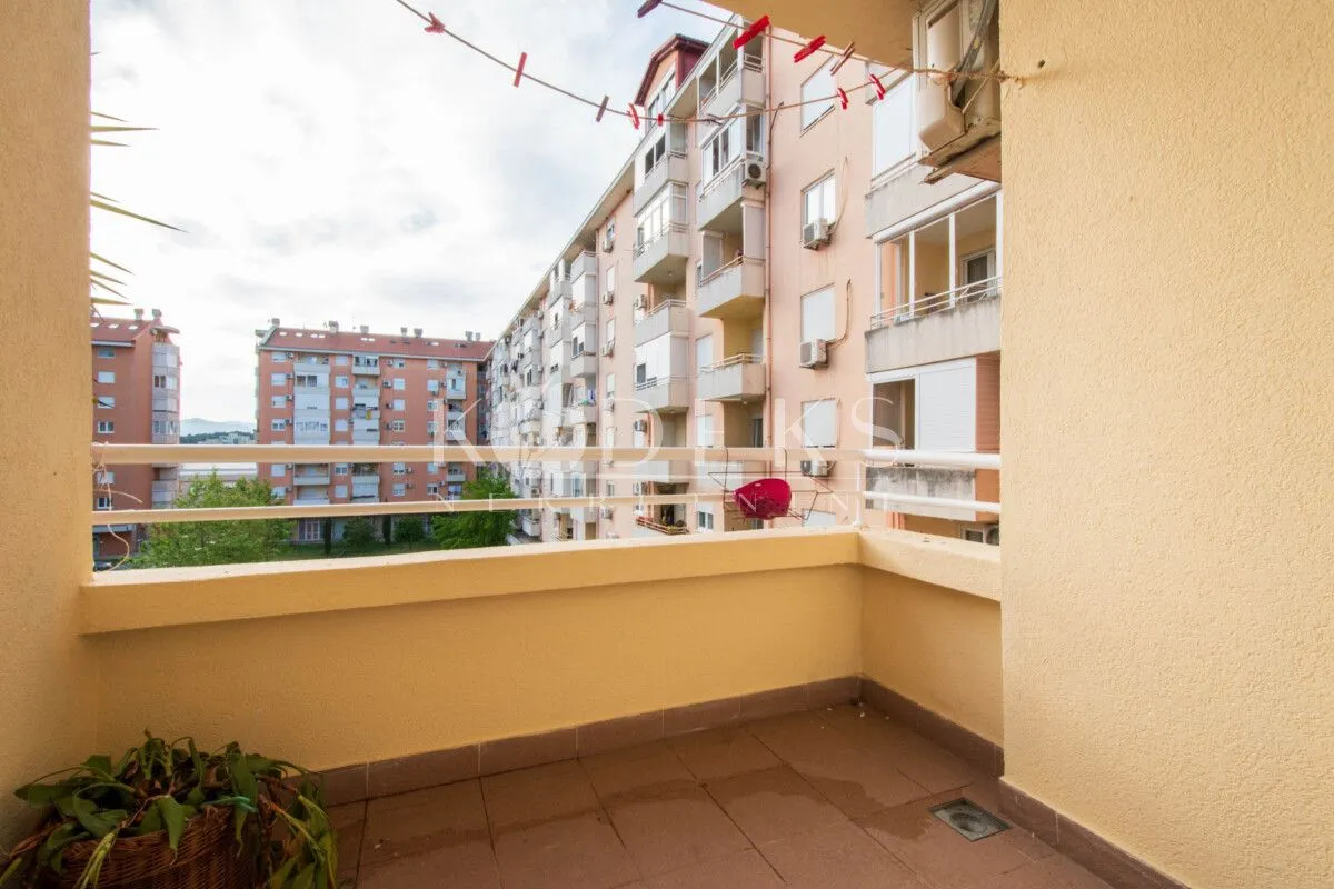 Rent, one bedroom apartment, 55m², Stari Aerodrom, Podgorica