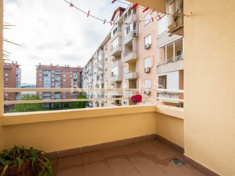 Izdavanje, jednosoban stan, 55m², Stari Aerodrom, Podgorica - image 11