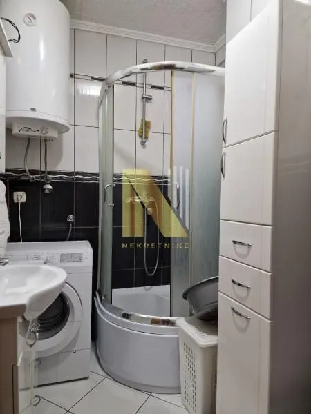 Prodaja, kuća, 350m², Sremska Kamenica, Petrovaradin