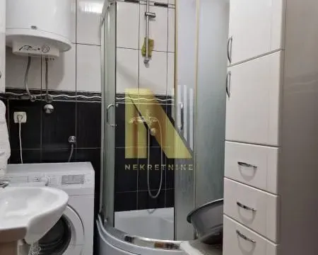 Prodaja, kuća, 350m², Sremska Kamenica, Petrovaradin - image 7