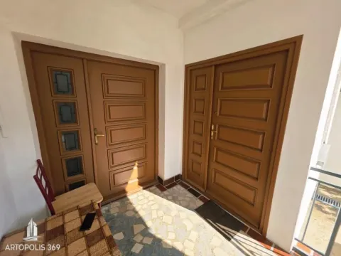 Prodaja, kuća, 240m², Kaludjerica, Grocka - image 11