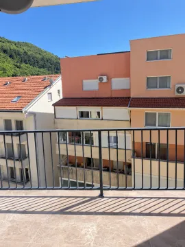 Prodaja, jednosoban stan, 56m², Lazi, Budva - image 2