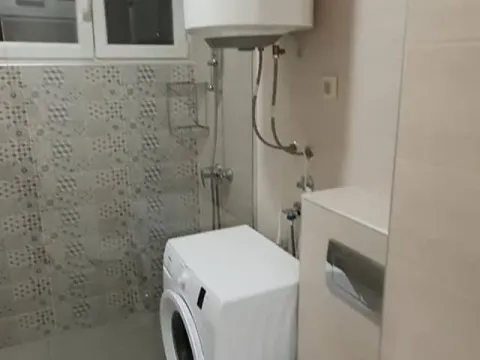 Rent, one bedroom apartment, 44m², Centar, Podgorica - image 2