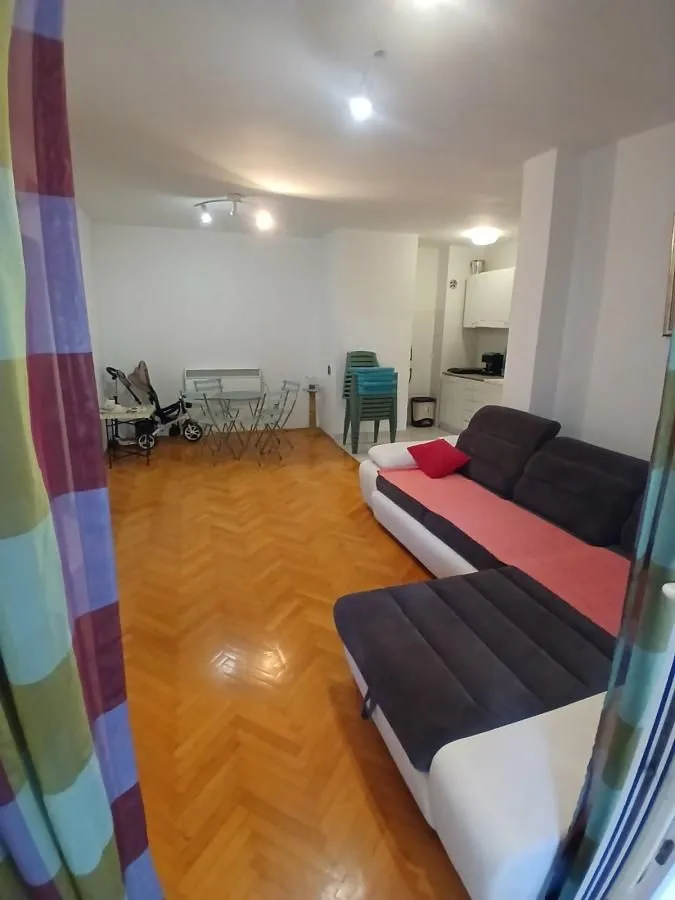 Prodaja, jednosoban stan, 53m², Adok, Budva