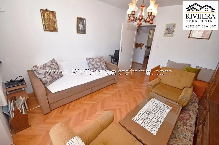 Prodaja, dvosoban stan, 77m², Centar, Herceg Novi