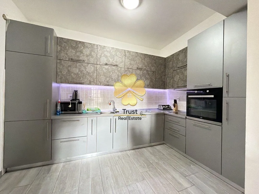 Izdavanje, garsonjera, 80m², City Kvart, Podgorica