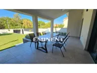 Prodaja, kuća, 113m², Trošarina, Voždovac Sve Podlokacije - image 2