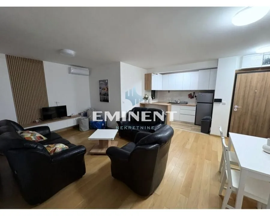 Rent, apartment, 65m², Crveni Krst, Beograd