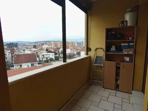 Prodaja, jednosoban stan, 40m², Stari Aerodrom, Podgorica - image 5