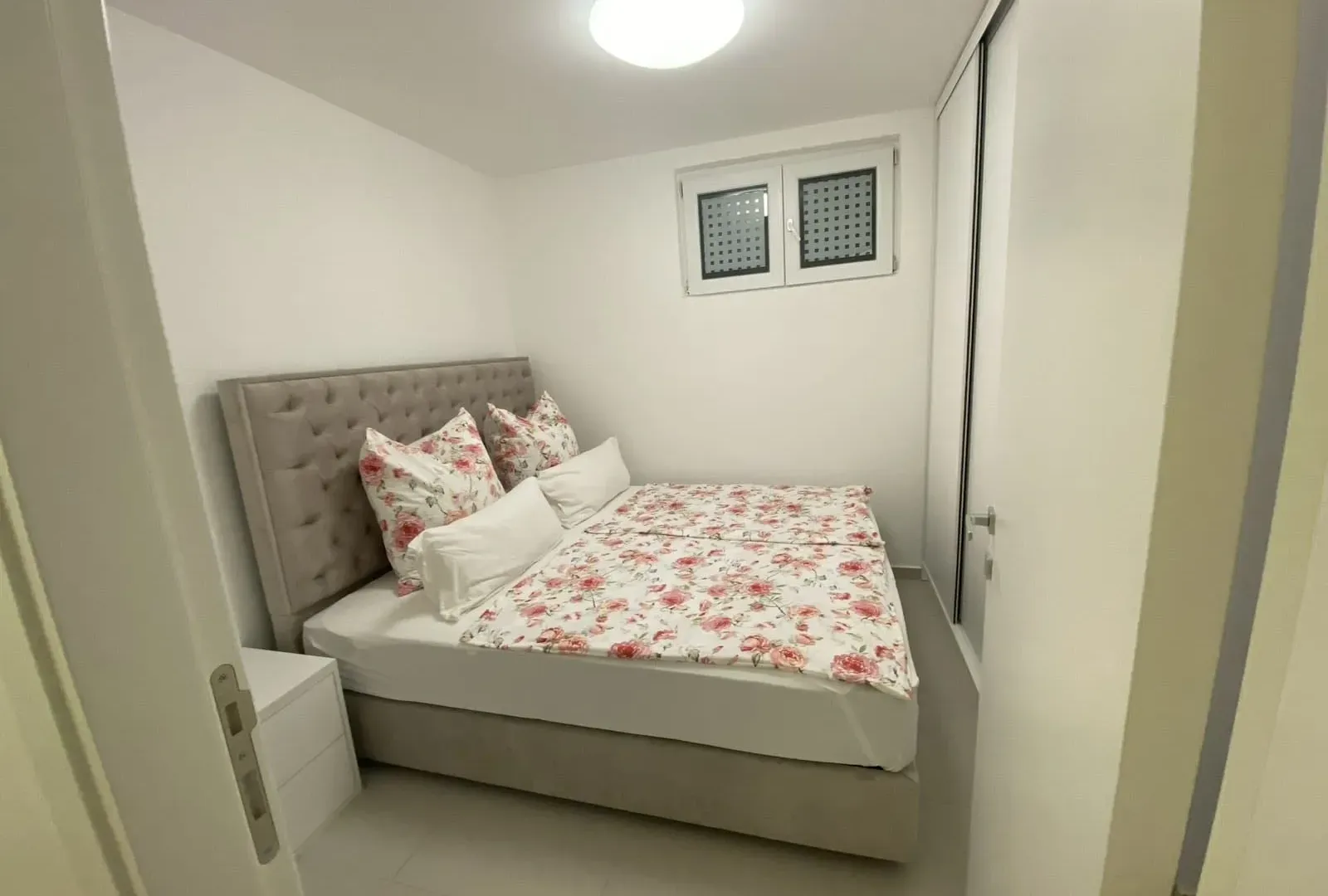 Rent, one bedroom apartment, 50m², Vidikovac, Budva