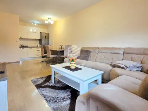 Prodaja, jednosoban stan, 47m², City Kvart, Podgorica - image 2