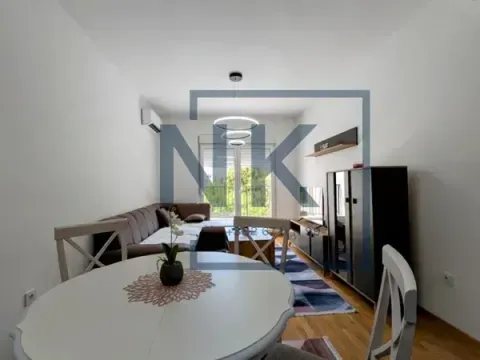 Rent, two bedroom apartment, 68m², Stara Varoš, Podgorica - image 7