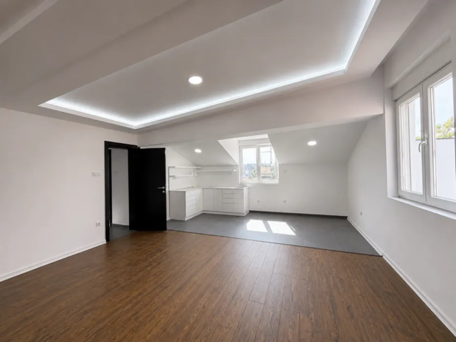 Izdavanje, stan, 250m², Stari Grad, Beograd