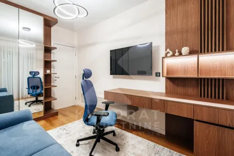 Izdavanje, dvosoban stan, 73m², Central Point, Podgorica - image 9