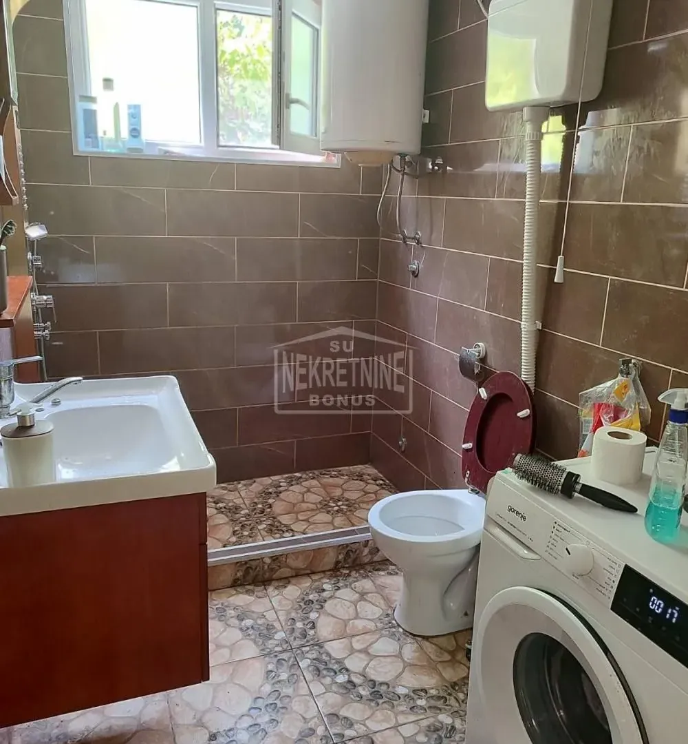 Prodaja, kuća, 200m², Makova Sedmica, Subotica