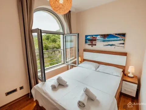 Prodaja, dvosoban stan, 62m², Đuraševići, Tivat - image 15