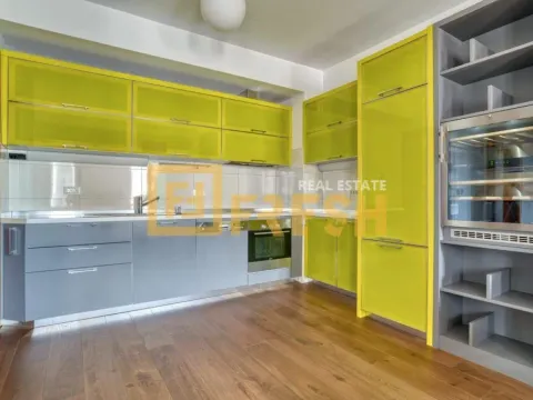 Izdavanje, dvosoban stan, 90m², Centar, Podgorica - image 7