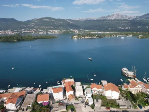 Prodaja, plac, 1612m², Đuraševići, Tivat