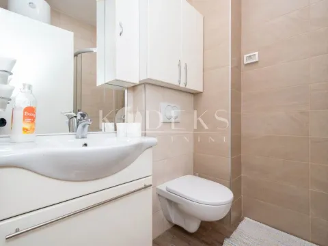 Rent, one bedroom apartment, 43m², City Kej, Podgorica - image 6
