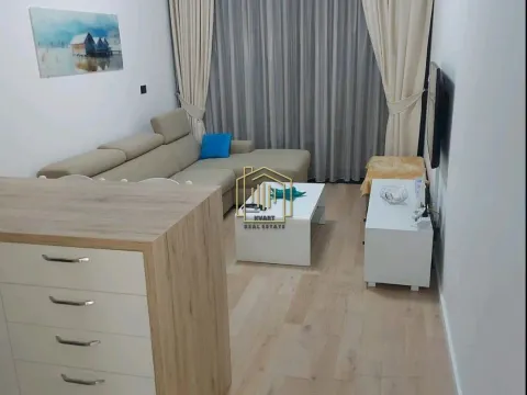 Izdavanje, stan, 35m², Centar, Bar - image 6