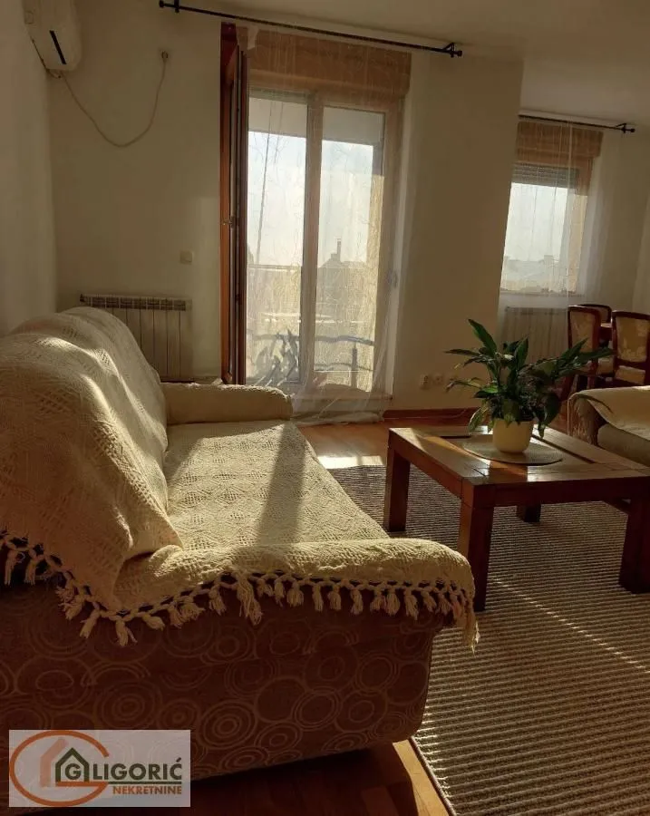Rent, four bedroom apartment, 95m², Lion, Zvezdara Sve Podlokacije