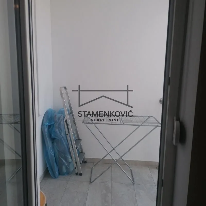 Prodaja, dvosoban stan, 50m², Sremska Kamenica, Petrovaradin