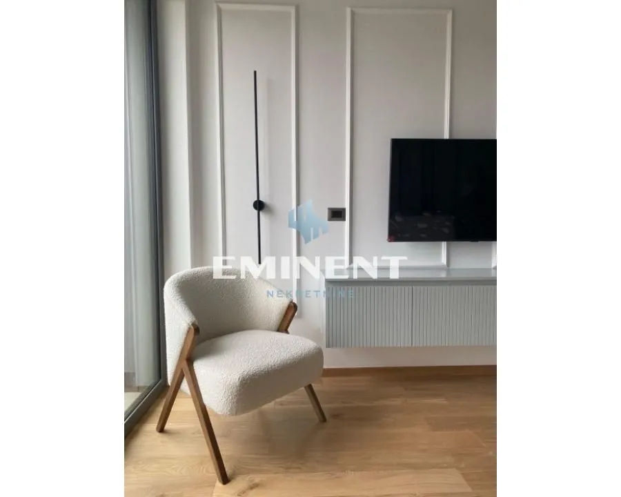 Izdavanje, jednosoban stan, 35m², Gundulićev Venac, Beograd