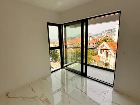 Prodaja, jednosoban stan, 50m², Rafailovići, Budva - image 13