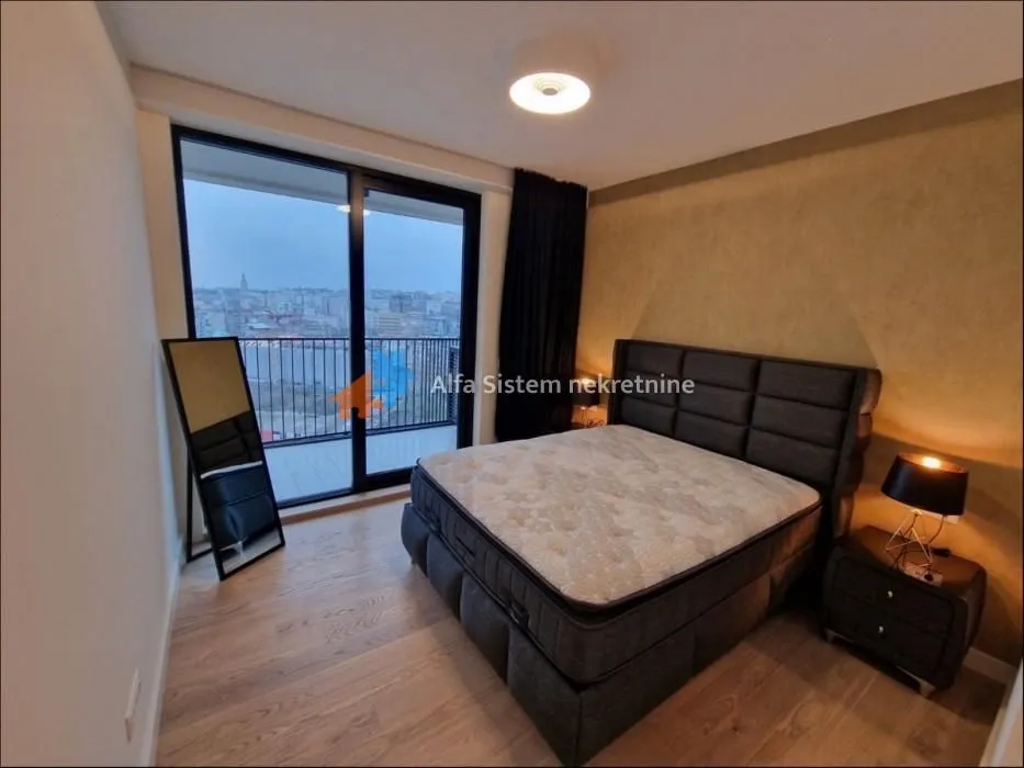 Rent, four bedroom apartment, 109m², Savski Venac, Beograd