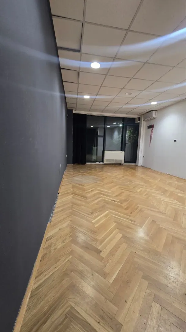Rent, office space, 30m², Preko Morače, Podgorica