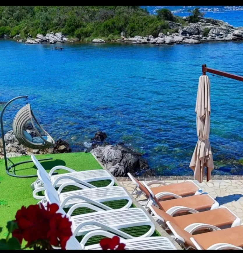 Prodaja, kuća, 107m², Gošići, Tivat